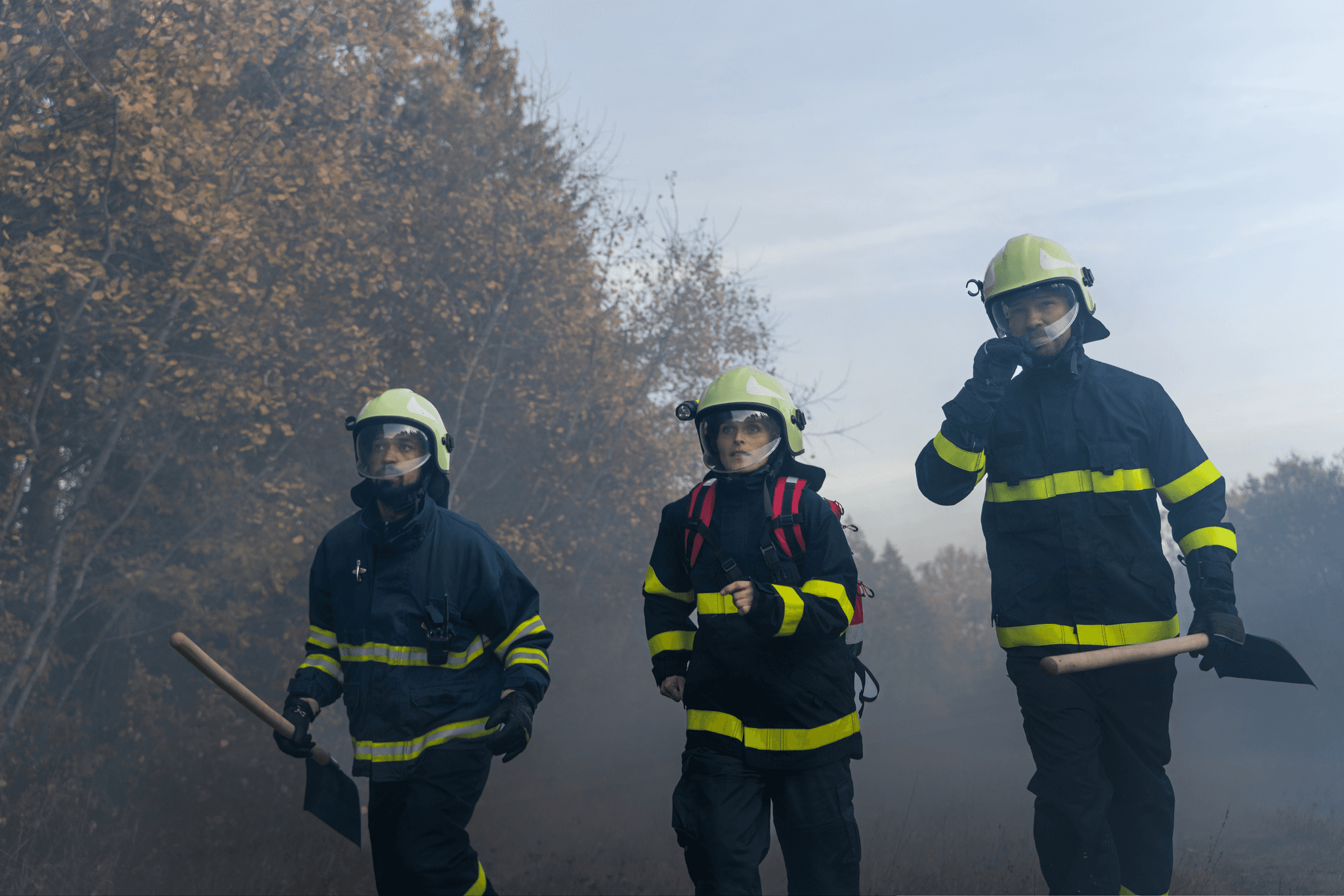 Protegiendo al Protector: Consejos de Seguridad para Bomberos en Incendios Forestales